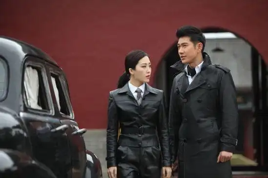 周毅《刀光枪影》凶相毕露 画风屡变笑言不适应