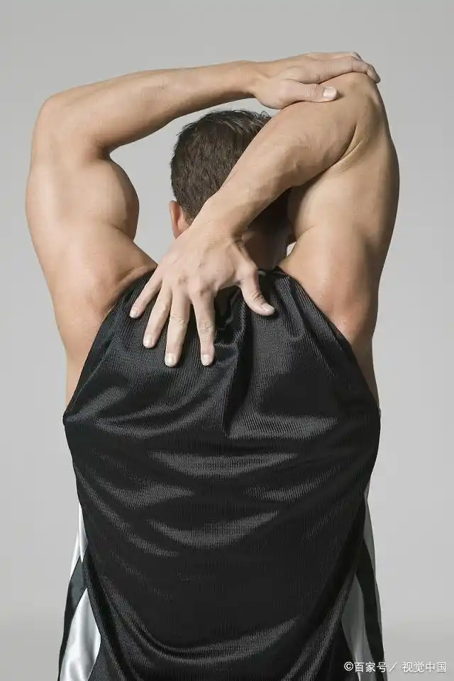 锻炼后全身酸爽,就在训练后做瑜伽,运动才算完,健身老手才知道