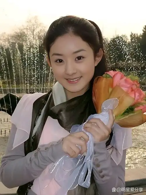 刚出道时的赵丽颖,赵丽颖一直以清纯可爱的形象深入人心!