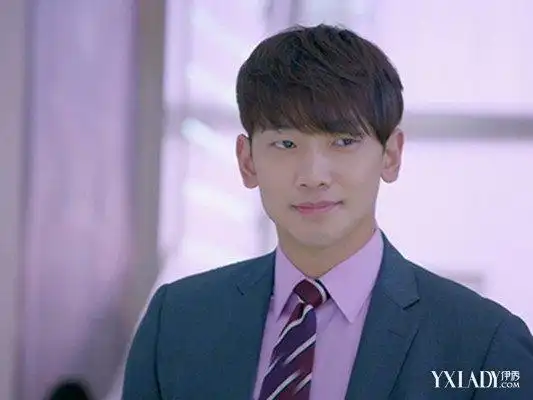 克拉恋人萧亮图片大放送 唐嫣称拍吻戏时很严肃