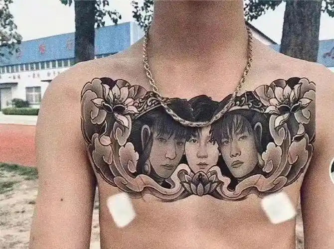 他做了一个大胆的决定——他要让王俊凯,王源,易烊千玺永远在一起,再