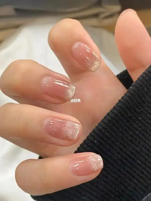 晶石猫眼渐变美甲