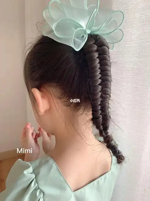 夏日高马尾毛毛虫小翘辫编发教程
