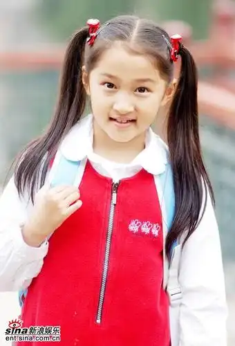 近日,《无极》(blog)中扮演倾城和无欢童年的小演员关晓彤和史磊重聚