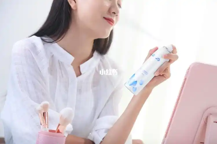 纯天然补水神器78益力矿泉水保湿喷雾