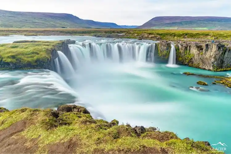 有没有全面屏的手机壁纸推荐