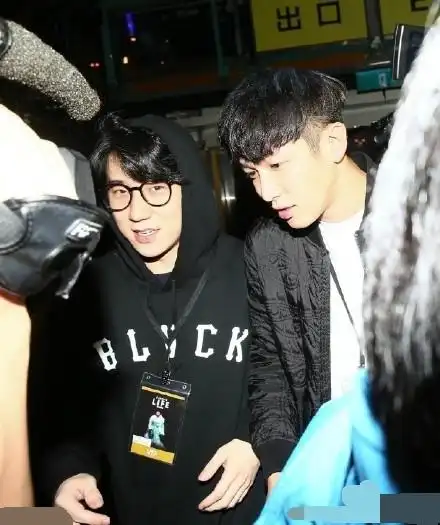 柯震东无缘金马影帝好基友房祖名为其加油