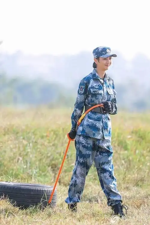 在本周五晚即将播出的《真正男子汉》-空军篇节目中,新兵们再度出击