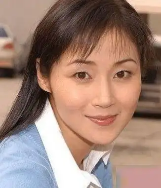 甄子丹与怀孕妻子离婚,从此不管不顾,儿子名字就是对他的报复|梁静慈