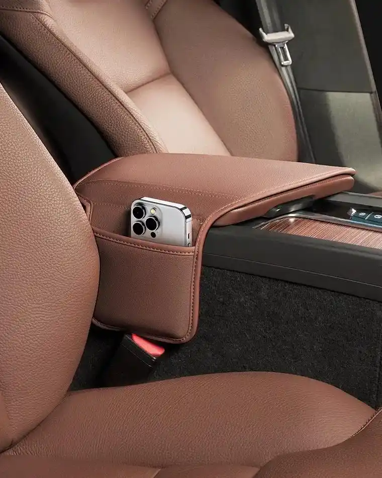 沃尔沃扶手箱套:为您的驾驶体验升级添彩!汽车里面的扶手箱,作 - 抖音