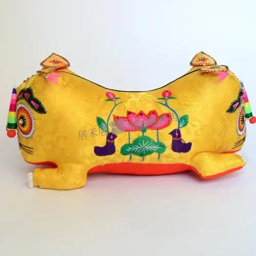传统布老虎枕头刺绣手工双面虎头枕老虎枕头宝宝保护神祝福老虎枕头