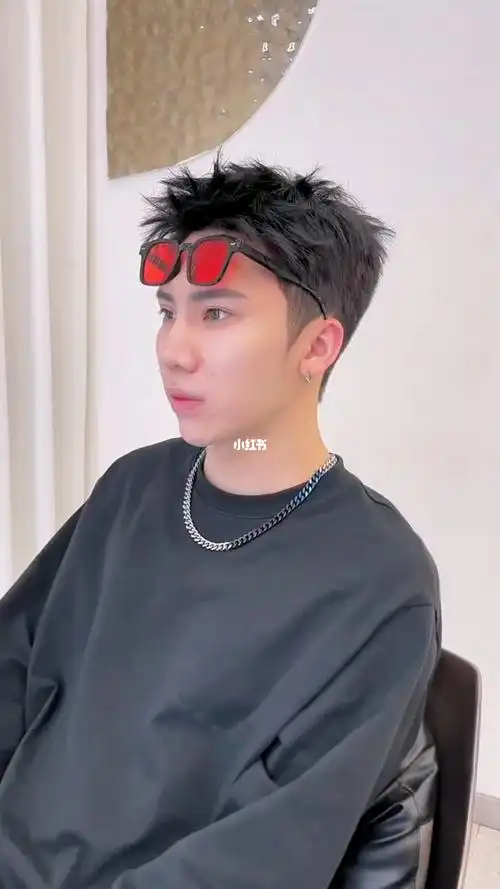 男士发型推荐,最火蓬松纹理摩根烫潮男发型男士新