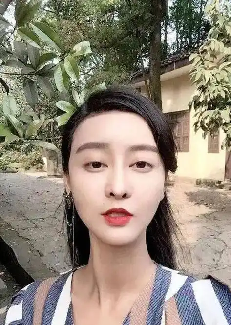 5套别墅的钱整成明星出道,嫁主刀医生,婚后发现老公竟有个男友_范冰冰