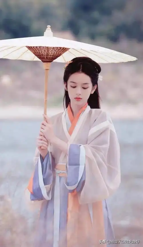 国风古装汉服秀(女明星汉服造型大赏)(10)