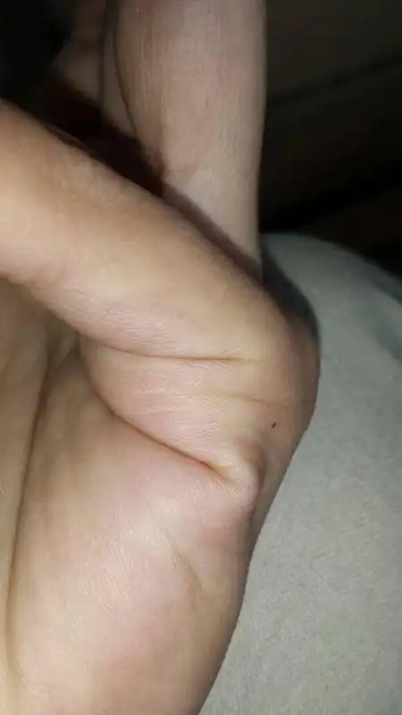 男,左手小指侧面有指代表什么哒