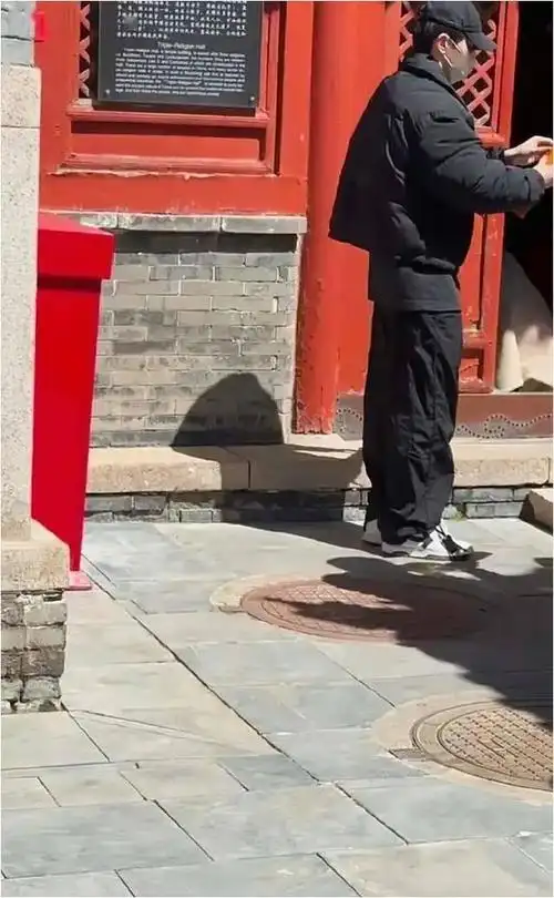 退网1年后再看邓伦如今的窘境真是可恨又可悲