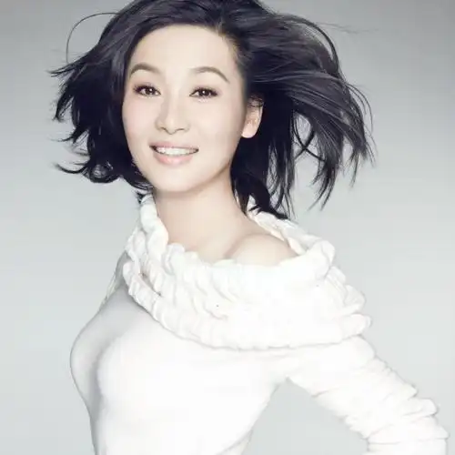 票数:711人气:803投票徐帆个人资料详细资料>别名:暂无性别:女国籍