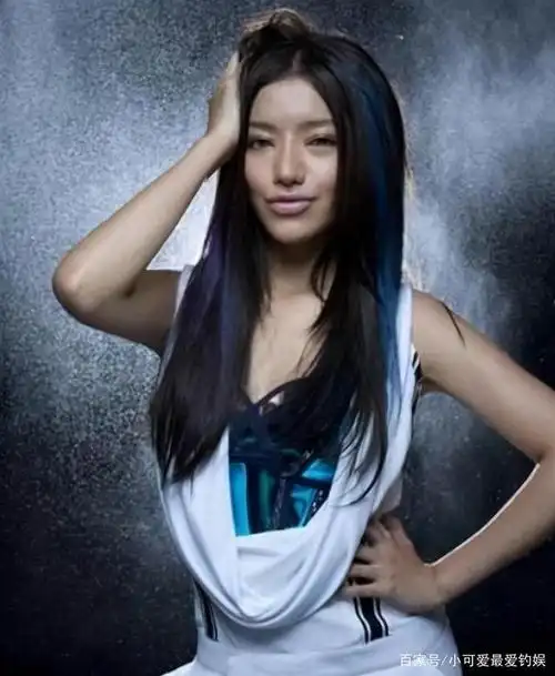 江映蓉整容失败,整个人化妆都没法看,网友:近照让人认不出!