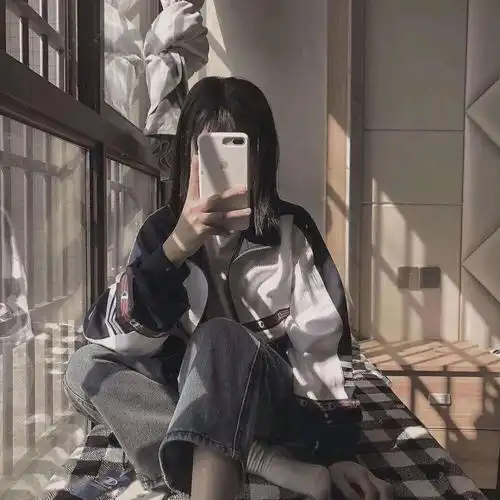 不露脸女头&情头,高级感满满,一看就很"哇塞"!_高冷