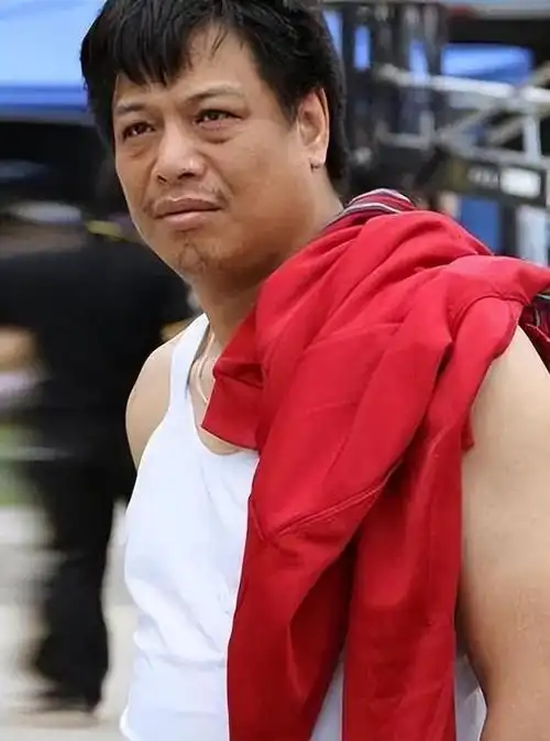 如花李健仁和周星驰是同桌女儿因他自卑58岁半身瘫痪