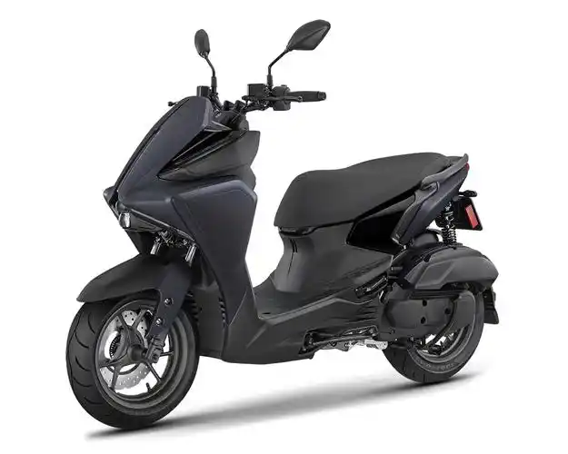 雅马哈发布全新智慧旗舰踏板augur,"光剑"灯组原来另有妙用_太平洋号