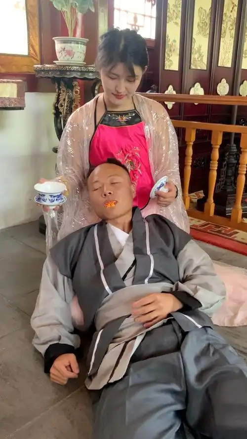 剧组演员拍戏现场