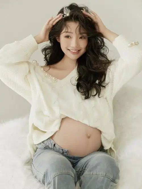少女感秋冬孕照丨超甜美的孕妇照