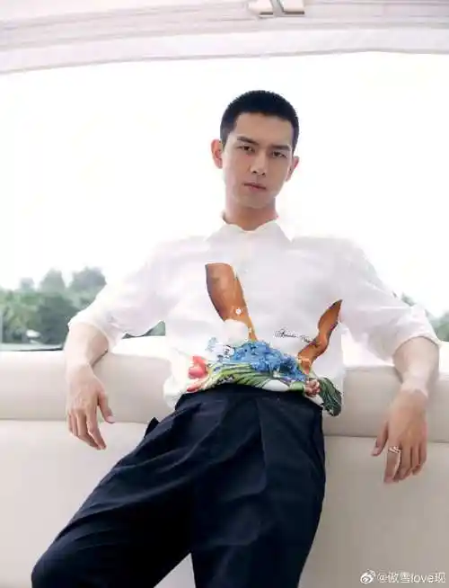 李现#lx#李现寸头#寸头是检验帅哥的唯一标准,人长得帅,什么样的发型