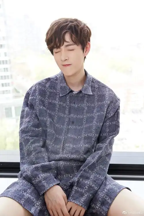 青春有你 王喆 香蕉娱乐.