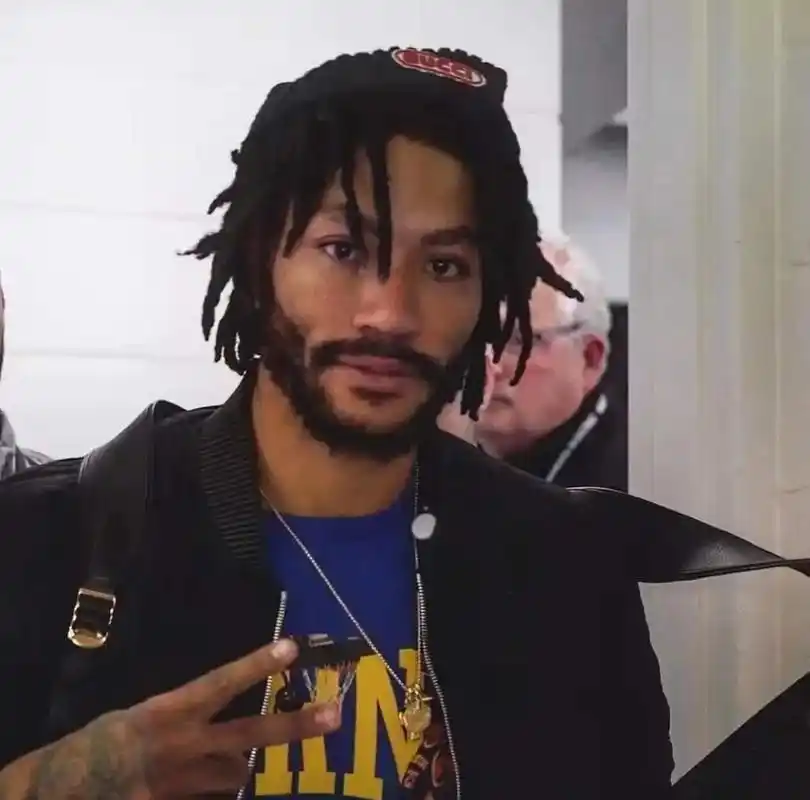 玫瑰永不凋零#罗斯 #头像  - 抖音