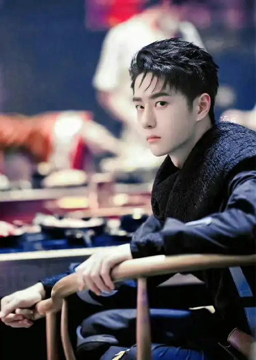 王一博!今天的你依旧光芒万丈!@uniq-王