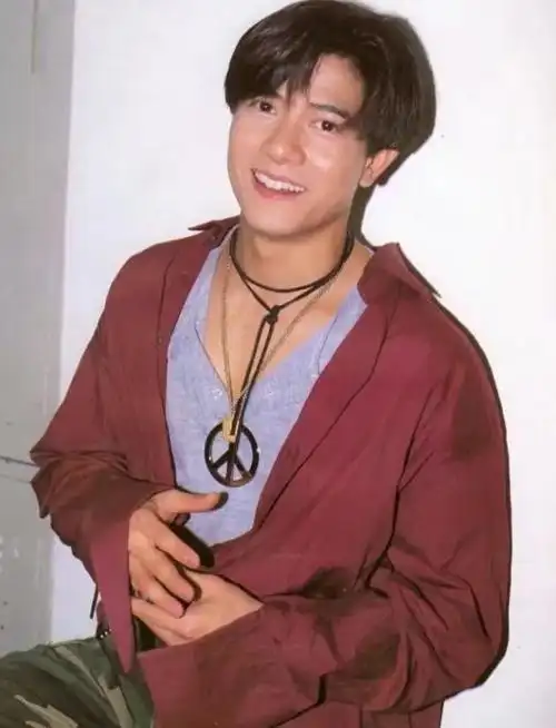 80年代港台明星穿搭