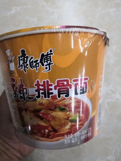 康师傅麻辣排骨面3.5元