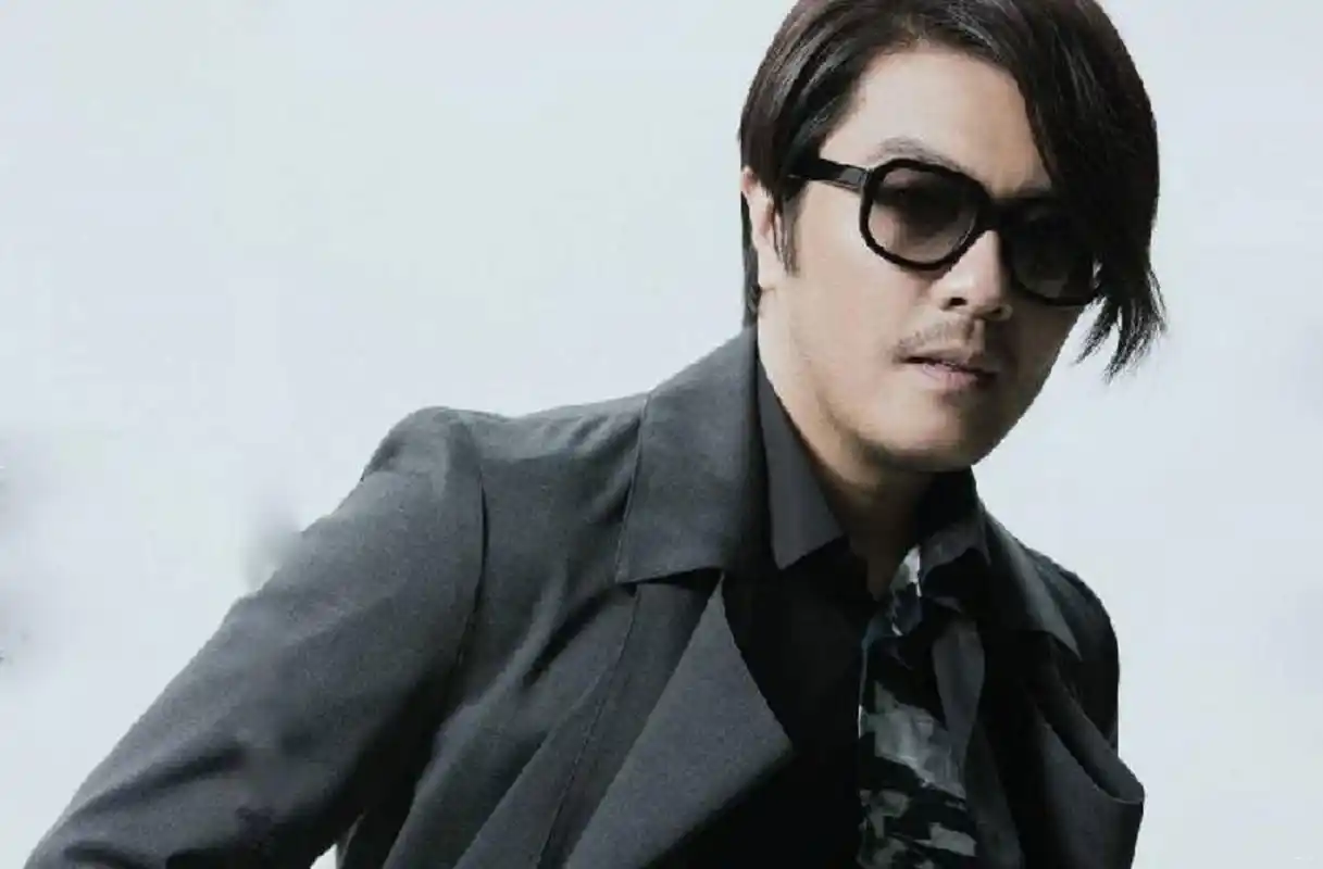 阿杜终于要发新专辑了,但却胖到认不出来,逃不掉的中年危机?