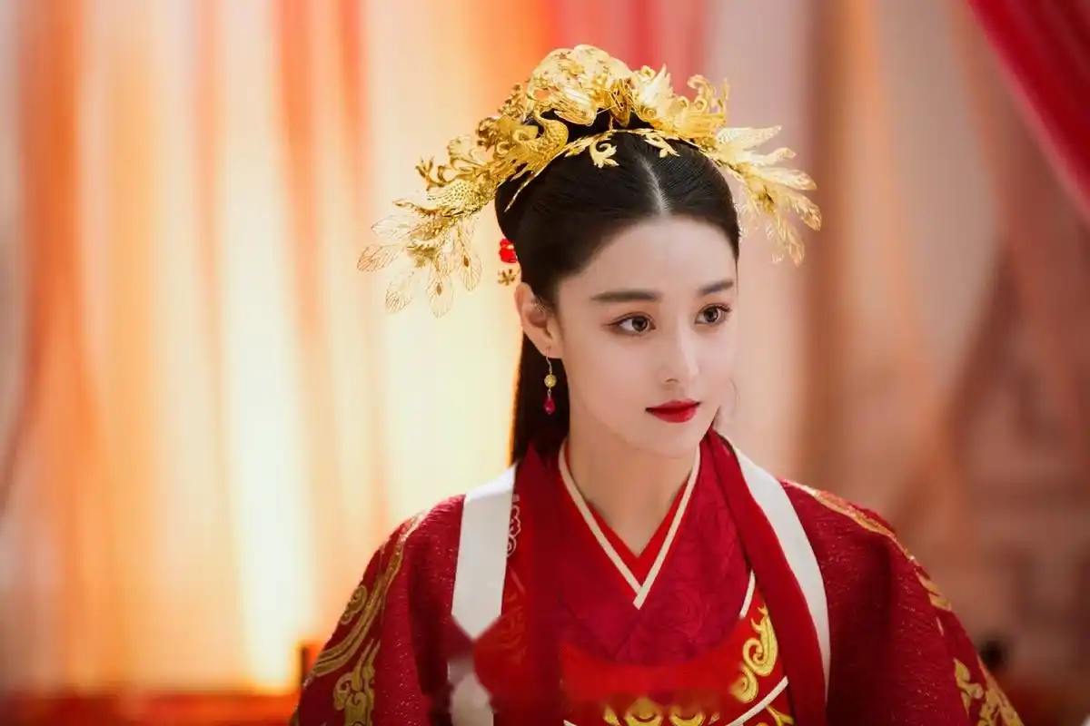 张馨予花谢花飞花满天  猫猫大婚嫁衣组图来啦,巧笑嫣然,翘首以盼,你