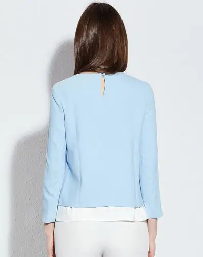 冰蓝色时尚甜美上衣