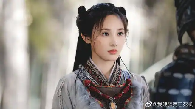 彭小苒叶凌霜异域造型#咱们就是说你永远可以相信彭小苒的古装孕屯