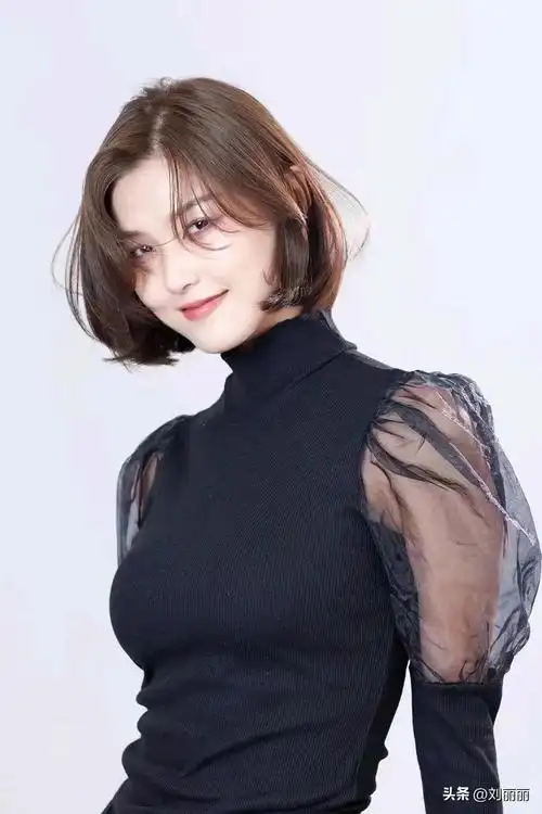 短头发发型图片女显年轻(15款值得尝试的时尚造型)