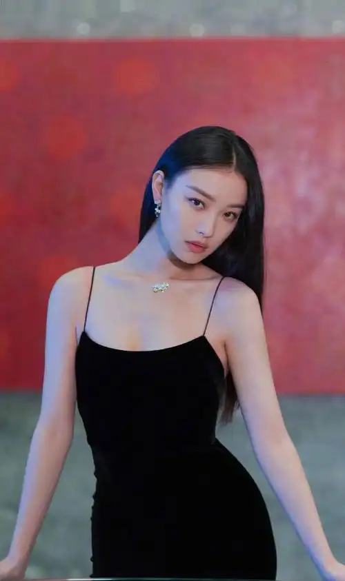 倪妮:出道11年不温不火,与冯绍峰意难平,34岁仍未婚