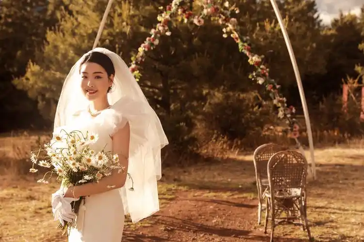 森林的仙女森系新娘照一大波成都婚纱照