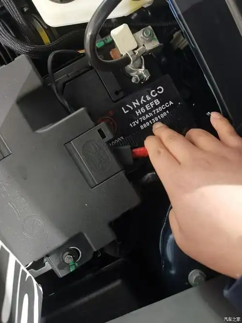 请问各位领克盆友们领克17款耀蓝电瓶如果损坏了