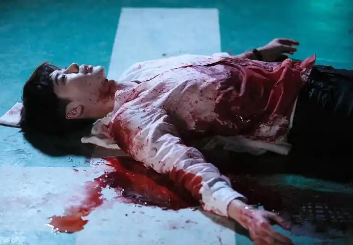 开挂玩穿越《w两个世界》不可不看的家居设计!