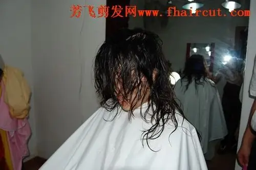 剪短bob 刮脸修面(7)(芳飞014#)