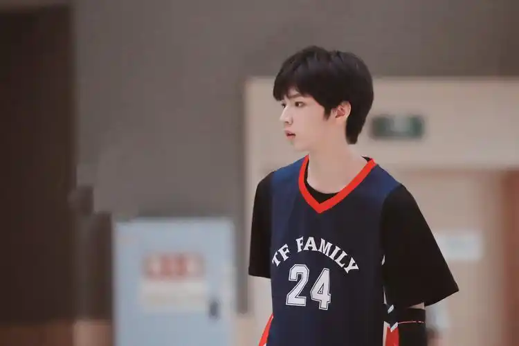 刘耀文 - 堆糖,美图壁纸兴趣社区