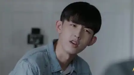 少年派:蒋昱文果然是高智商,应对钱三一的问题回答的很流畅-电视剧