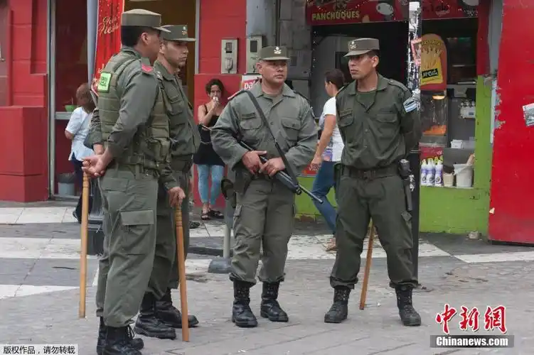 警察罢工和哄抢商铺事件开始向阿根廷全国蔓延