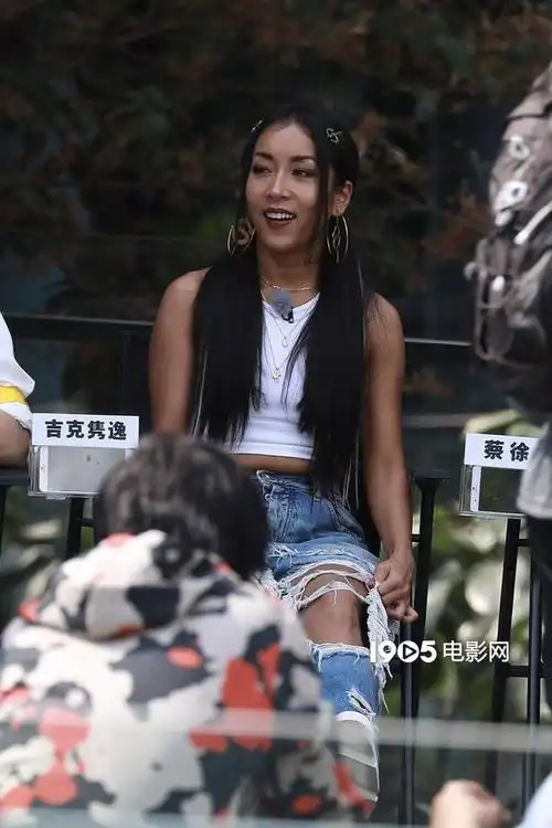 吉克隽逸 举报/反馈