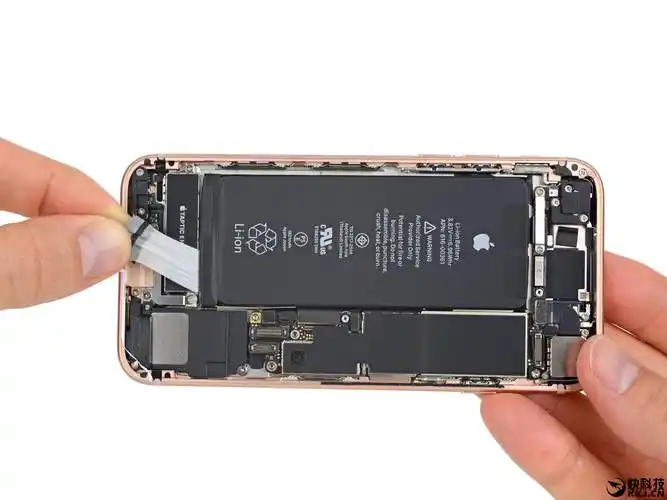 iphone 8完全拆解:罕见2g内存造就奇迹!