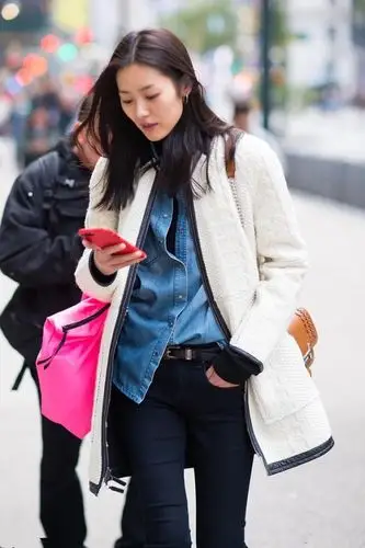 刘雯最新街拍 维密试装前私服