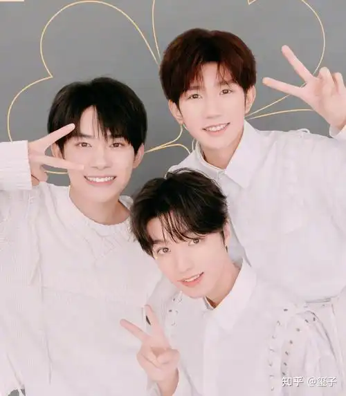 有王俊凯丁程鑫和刘耀文好看的图片吗